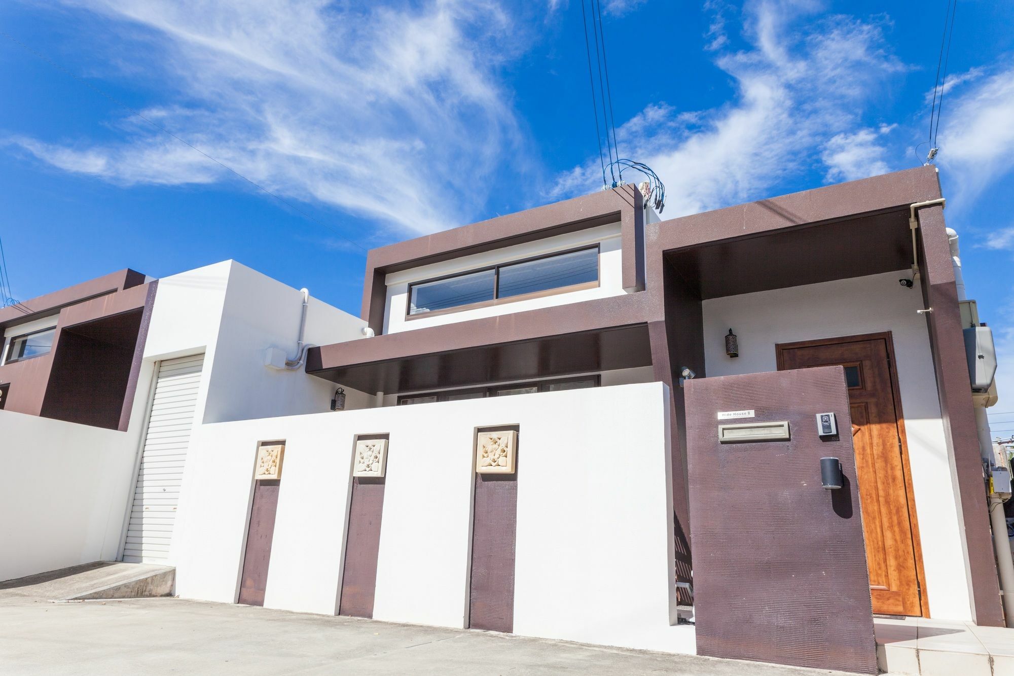 Hide House Villa Chatan Buitenkant foto